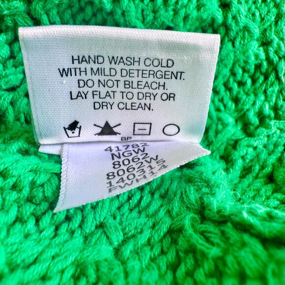 Cotton Pullover in Emerald - Picture 9 of 11